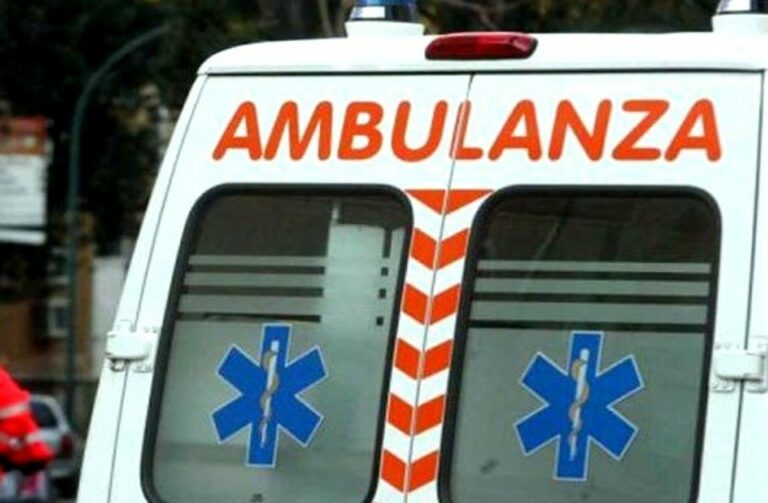 Tragedia nella Costa tirrenica, scontro a Campora San Giovanni: muore una donna
