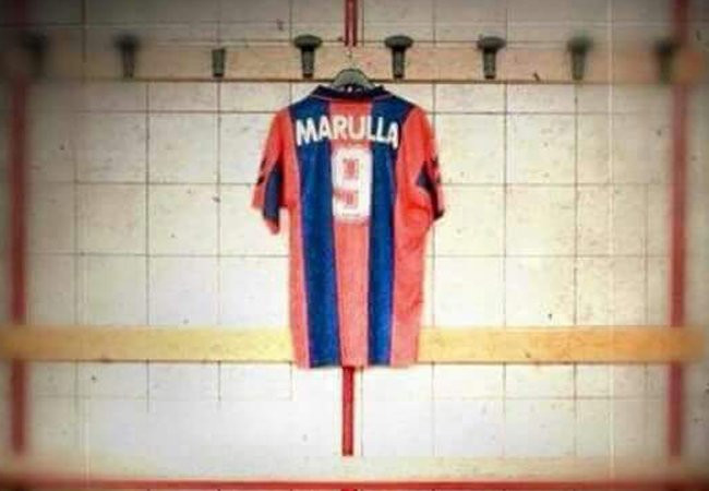 Da Pelè a #la9diGigi: il Cosenza ritiri la maglia di Marulla. Vota il sondaggio