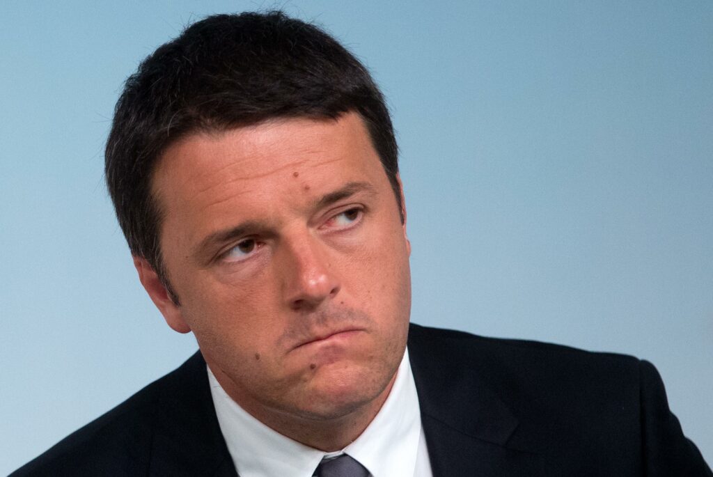 Renzi boccia il DPCM di Conte: «Follia chiudere i ristoranti alle 18»