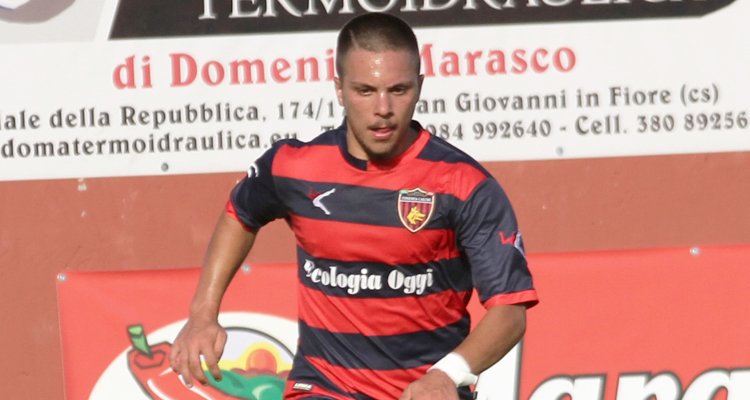 Il Cosenza “scopre” Liguori e sbanca Catania. In Coppa si va avanti (2-1)