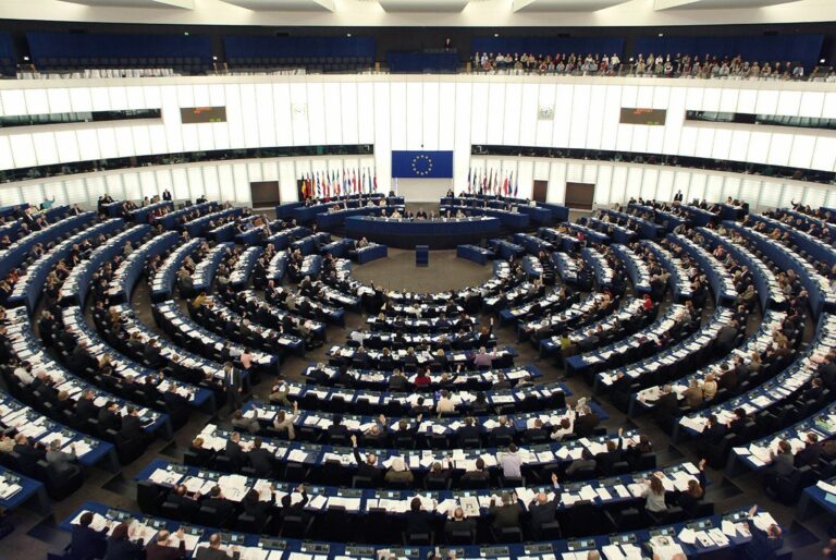 Parlamento Europeo, aperto il bando per le scuole secondarie calabresi