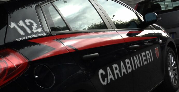 Truffa dello “specchietto”, i carabinieri di Castrolibero arrestano un pregiudicato siciliano