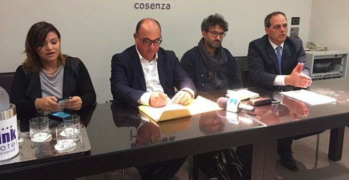 Guccione: “Far luce su irregolarità amministrative al Comune di Cosenza”