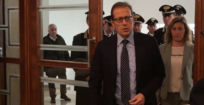 Facciolla indagato a Salerno, il legale: «Strane fughe di notizie dalla procura»
