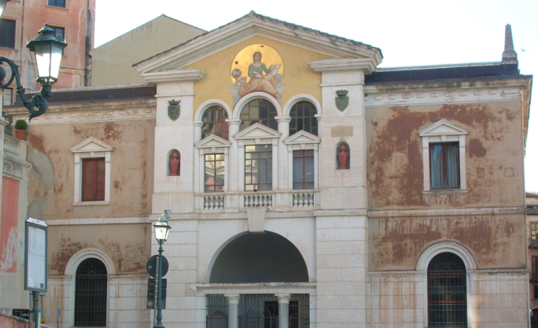 Regione Calabria al fianco della Biblioteca civica di Cosenza
