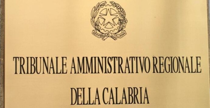 Cariati, annullata la gara d’appalto per i rifiuti: la sentenza del Tar Calabria