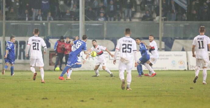 Fidelis Andria-Cosenza 1-1: il video dei gol di Sportube