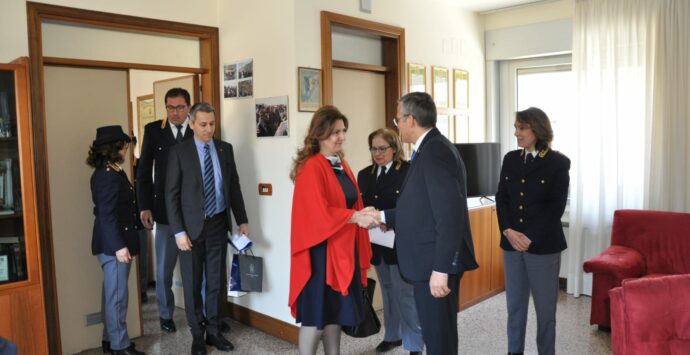 Visita del Console Generale di Romania alla Questura di Cosenza [FOTO]