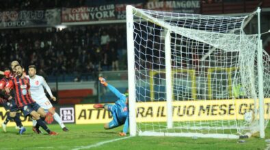 Cosenza-Padova 2-1: gli highlights del match