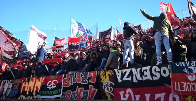 Cosenza, il dato definitivo dei supporter rossoblù a Padova