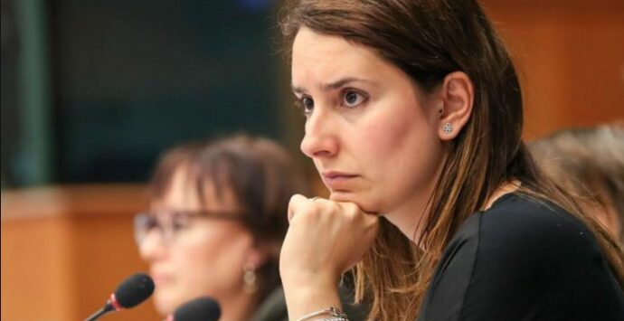M5S, Laura Ferrara “scarica” Luigi Di Maio: «Mi hai deluso…»