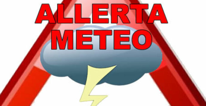 Allerta meteo rossa in gran parte della Calabria: massima prudenza
