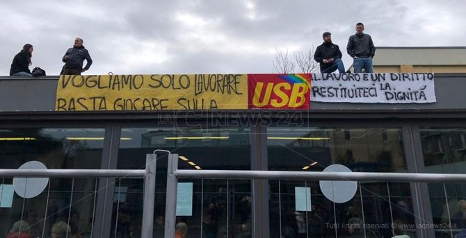 Il Tar della Calabria: «No alla proroga per i servizi prestati dalla Seatt»