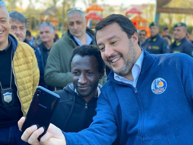Salvini in Calabria tra contestazioni (visita a Gratteri) e promesse