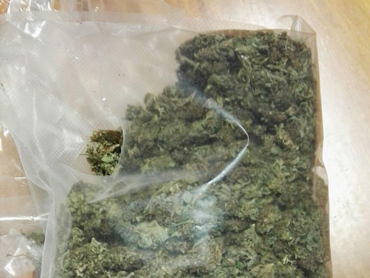 Villapiana, nascondeva quasi mezzo chilo di marijuana: arrestato