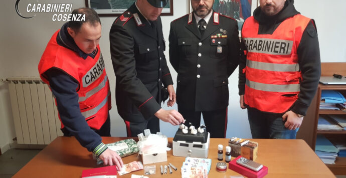 Eroina in casa, carabinieri arrestano incensurato di Diamante