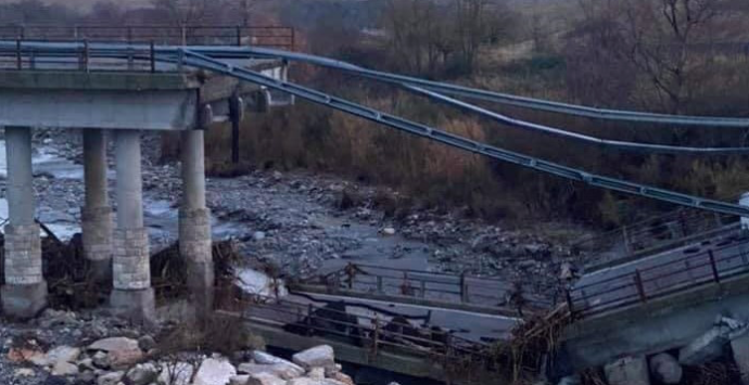 Crolla un nuovo viadotto in Italia: colpita la provincia di Siena