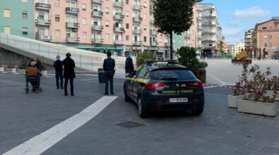 Piazza Bilotti sequestrata su ordine della Dda di Catanzaro. LE FOTO