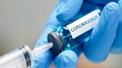 Coronavirus, Conte: «Prime dosi del vaccino a dicembre»