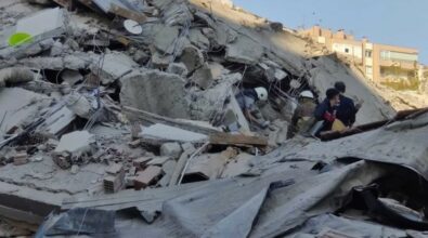 Forte terremoto in Grecia, danni registrati a Smirne