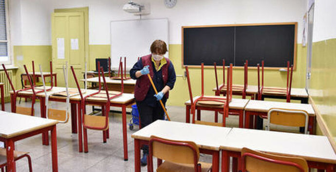 I pediatri ai sindaci della provincia di Cosenza: «Non riaprite le scuole»