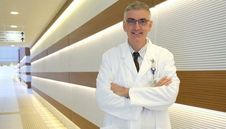 Coronavirus, Brusaferro: «In Italia la curva sta decrescendo»