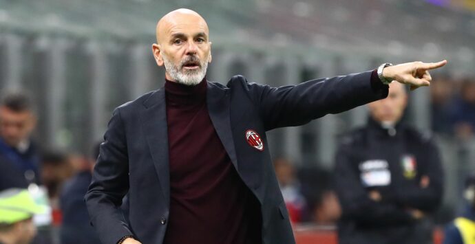 Serie A, l’allenatore del Milan Stefano Pioli positivo al Coronavirus