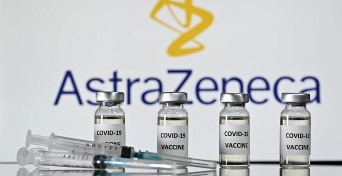 Vaccino Covid, AstraZeneca: “Sarà testato sui bambini”