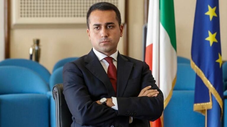 Crisi di Governo, Di Maio: «E’ inspiegabile». Crimi: «Italia Viva tradisce gli italiani»