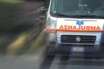 Incidente Roma, scontro auto-moto su Nomentana: un morto