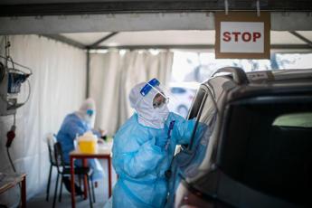 Coronavirus Campania, oggi 1.637 nuovi casi e 15 morti: il bollettino