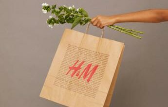 Ridurre l’impatto ambientale del packaging, l’impegno di H&M