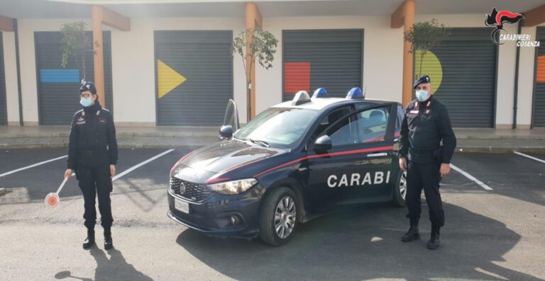 Carabinieri eseguono ordinanza in carcere per il rapinatore della tabaccheria di Schiavonea