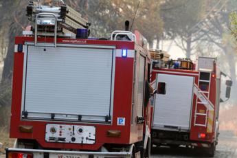 Incendio in appartamento a Roma, morto un 50enne