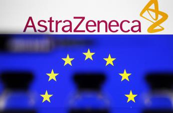 Vaccino AstraZeneca, “Ue blocca export dosi dall’Italia”