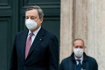 Covid Italia, Draghi: “Emergenza peggiora, governo farà sua parte”
