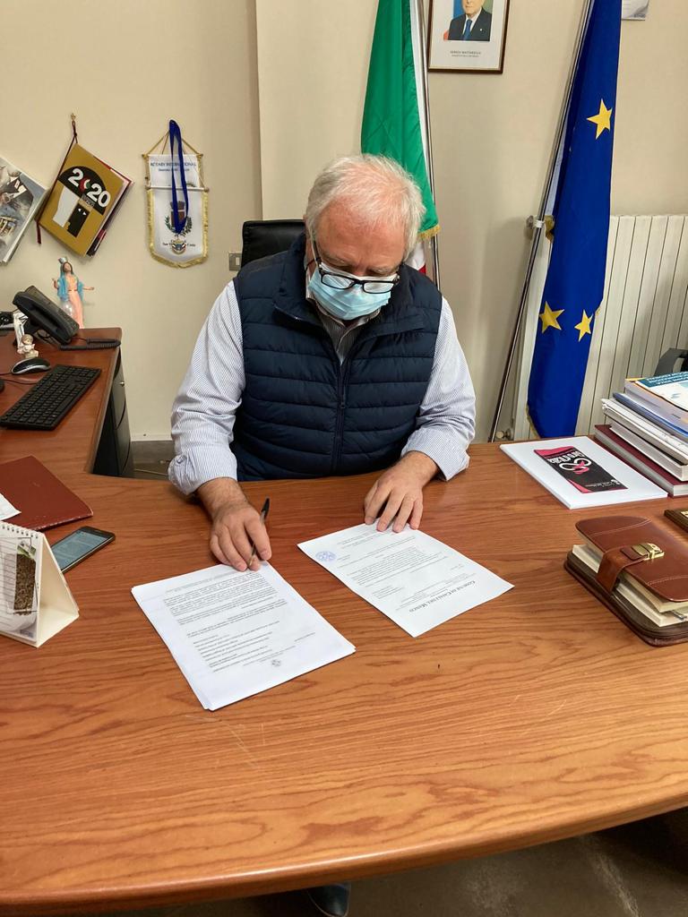 Il Sindaco Martire ha sottoscritto convenzione di 1,5 Milioni euro con la Regione Calabria