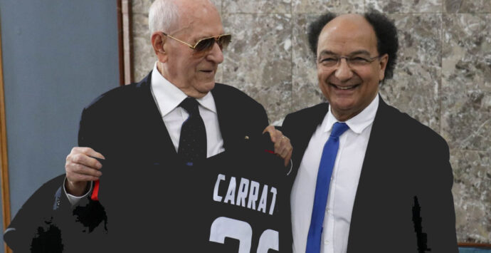 Carratelli, il cordoglio del Cosenza Calcio. Guarascio: «Mio punto di riferimento»