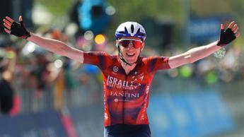 Giro d’Italia, Martin trionfa nella 17esima tappa