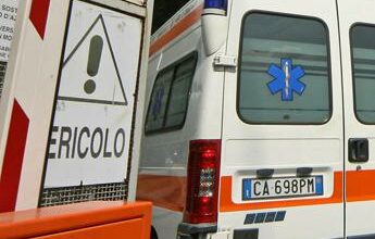 Genova, “grave ma stabile 18enne con trombosi dopo vaccino” anti-Covid