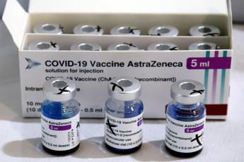 AstraZeneca, Lombardia: “Vaccino non ci serve più”