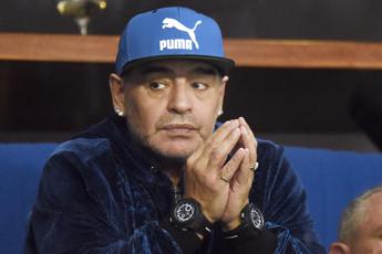 Maradona, avvocato infermiera: “Lo hanno ucciso i medici”