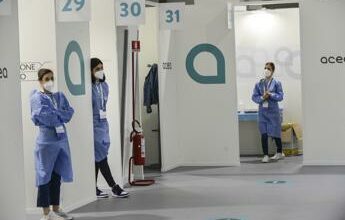 AstraZeneca, Lazio: “Ministero valuti consenso informato su seconda dose under 60”