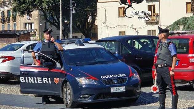 Evade dai domiciliari per comprare cocaina, 31enne arrestato dai Carabinieri