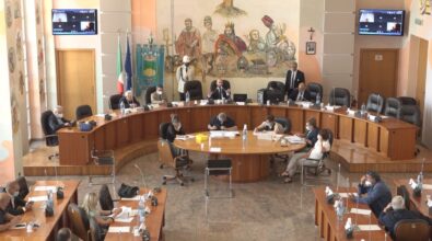 Cosenza, il Consiglio comunale approva le Tariffe Tari per il 2021