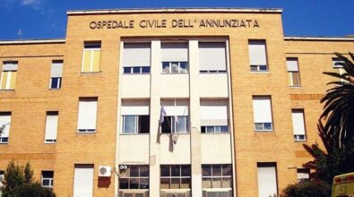 Incidente a Corigliano, trentenne precipita dal tetto: trasferito all’Annunziata