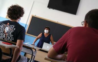 Covid, Abrignani: “Obbligo vaccino per i prof, la scuola ci preoccupa”