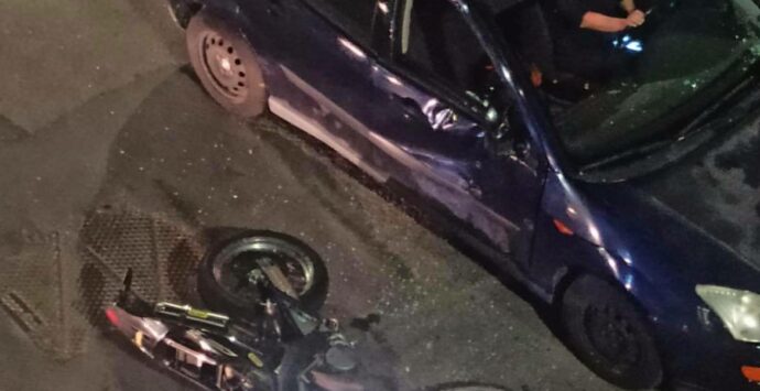 Incidente stradale in via Alimena, tre feriti: due sono gravi