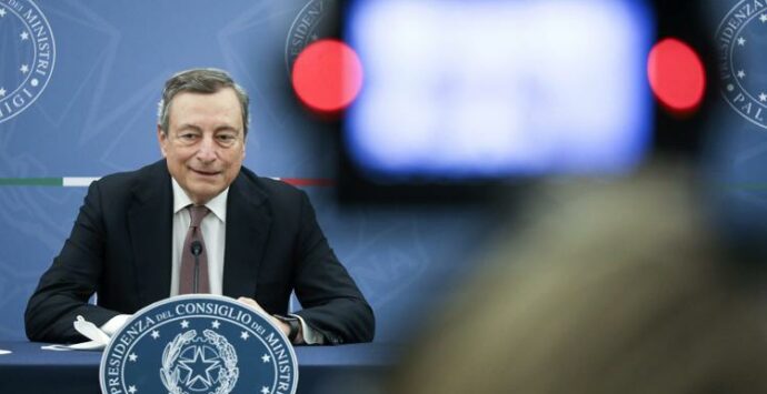 Pnrr, Draghi: “Per la scuola 6 riforme entro il 2022”