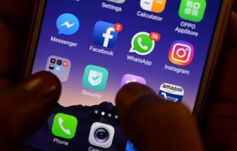“WhatsApp funziona”, problemi risolti per Facebook e Instagram in vari paesi